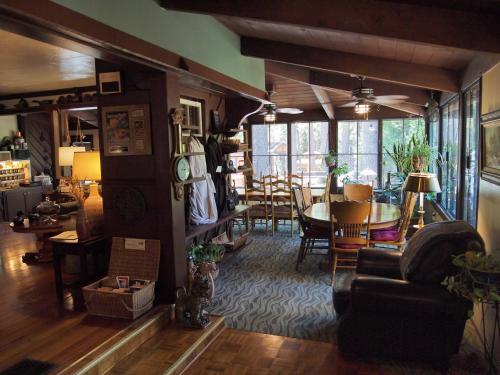 Posada Strawberry Creek Inn