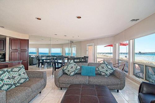 Imperial Beach Club 107