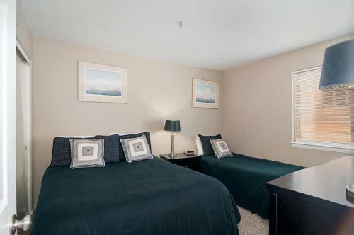 Imperial Beach Club 214