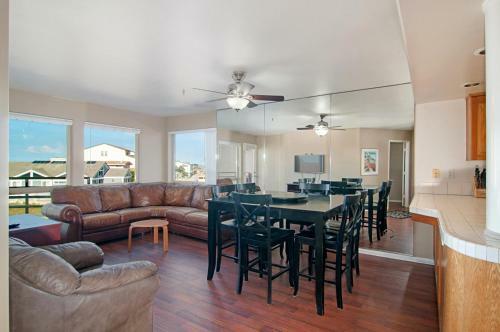 Imperial Beach Club 214