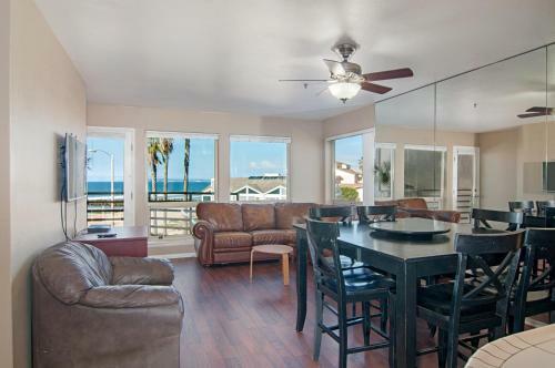 Imperial Beach Club 214