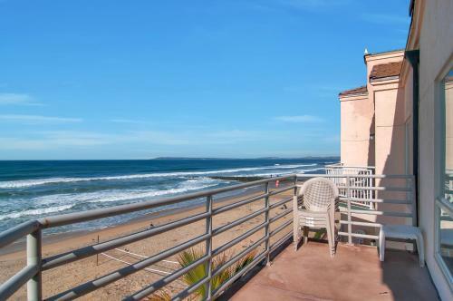 Imperial Beach Club 309