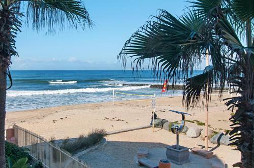 Imperial Beach Club 213