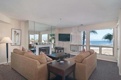 Imperial Beach Club 213
