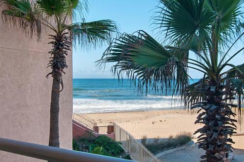 Imperial Beach Club 213