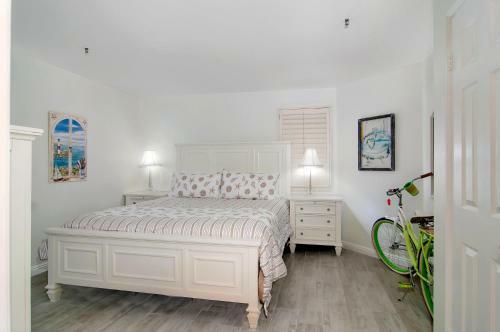 Imperial Beach Club 104