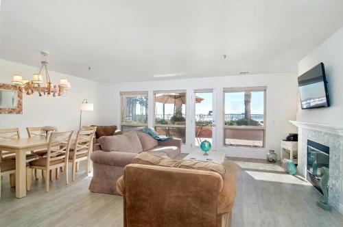 Imperial Beach Club 104
