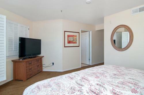 Imperial Beach Club 111