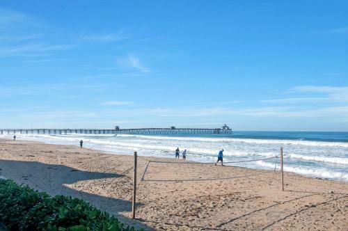 Imperial Beach Club 111
