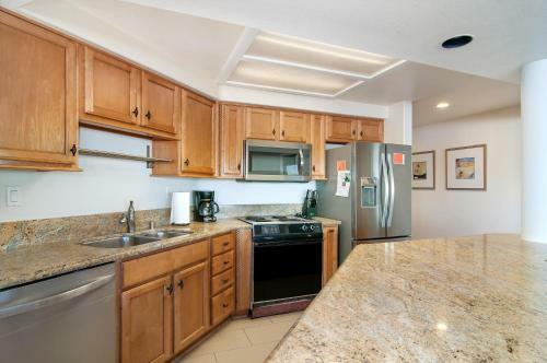 Imperial Beach Club 111