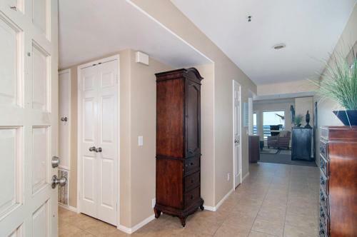 Imperial Beach Club 210