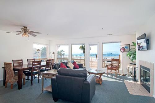 Imperial Beach Club 304