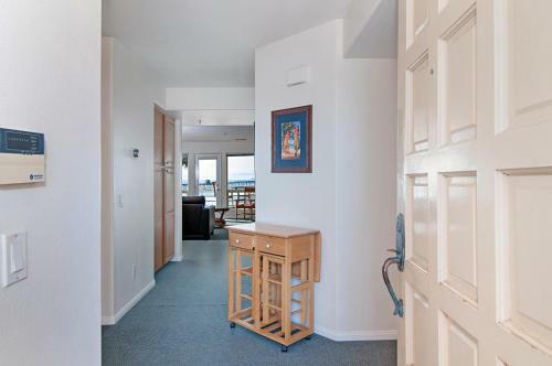 Imperial Beach Club 304