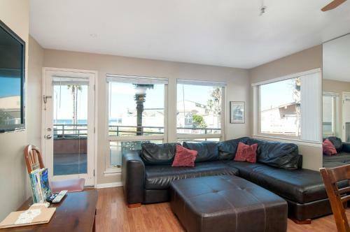 Imperial Beach Club 114
