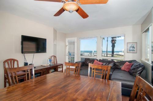Imperial Beach Club 114
