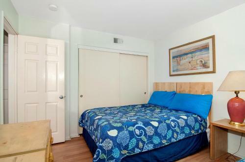 Imperial Beach Club 114