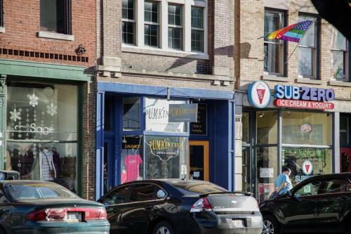 Apartamento Lockerbie Square 2br Apt - Near Mass Ave