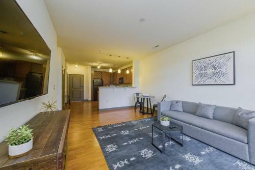 Downtown Apartment On The Canal