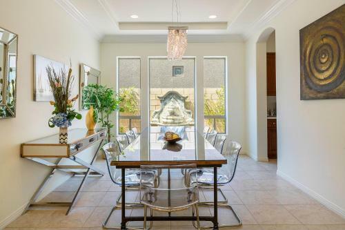 Apartamento Escala 5br / 4.5ba