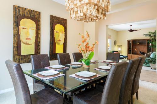 Apartamento Coachella Vista 5br /4.5ba