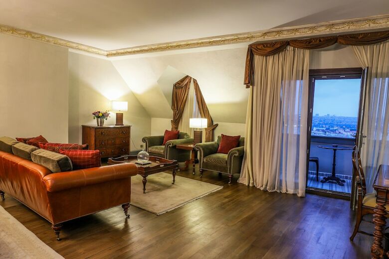 Palazzo Donizetti Hotel