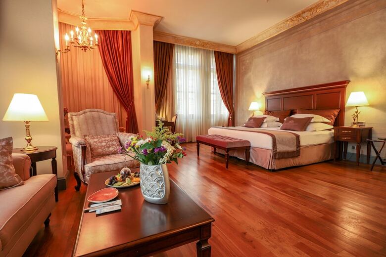 Palazzo Donizetti Hotel