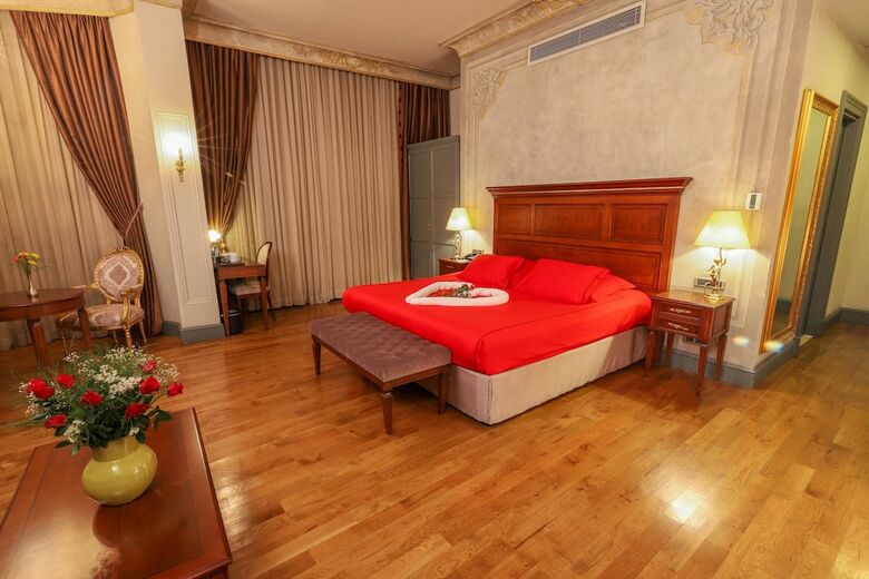 Palazzo Donizetti Hotel