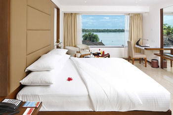 Hotel Ramada Resort Cochin
