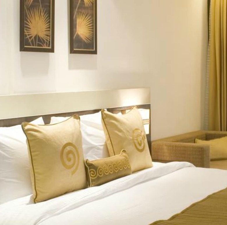 Shervani Nehru Palace Hotel