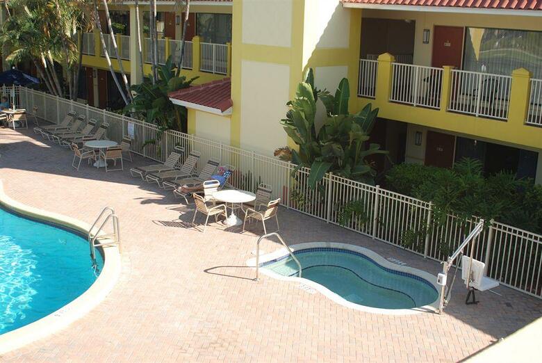 Hotel Best Western University Inn