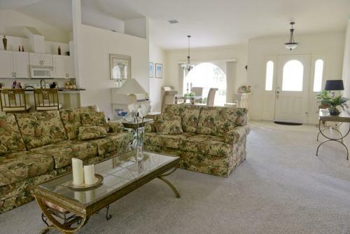 Great Villa, Private Pool, Located At Golf Course