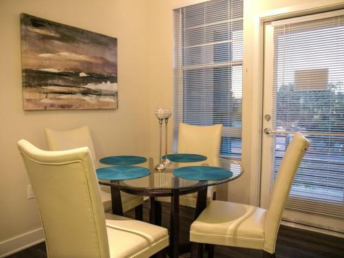 Jamboree Apartment #873907 Apts