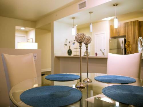Jamboree Apartment #873907 Apts