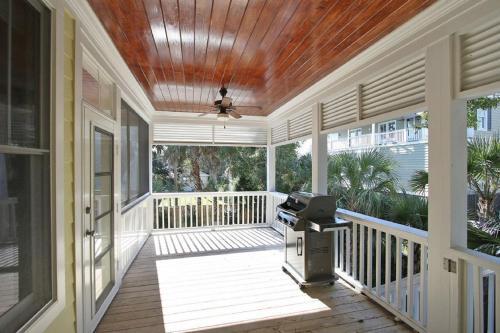 2602 Hartnett Boulevard Home