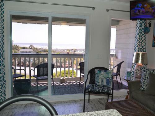 Sea Cabin 342-c