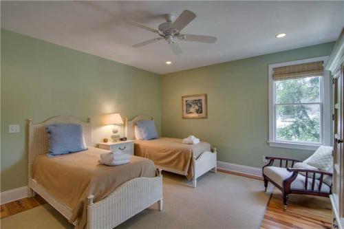 Palm Boulevard 4003