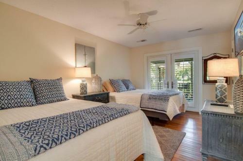 19 Oyster Row