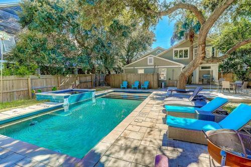 705 Carolina Boulevard Home