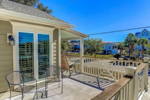705 Carolina Boulevard Home