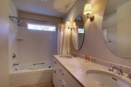 31 Beachwood West