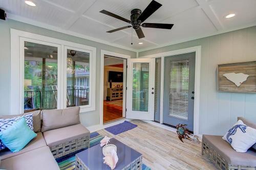29 Twin Oaks Cottage