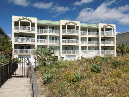 Ocean Palms 303