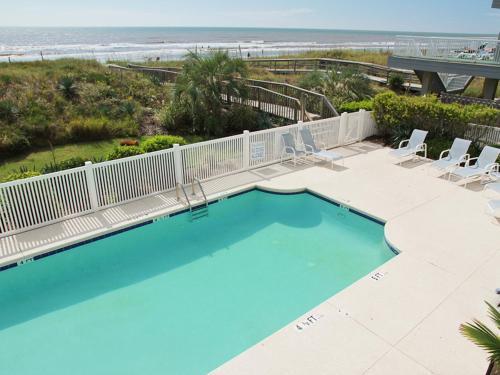 Ocean Palms 303
