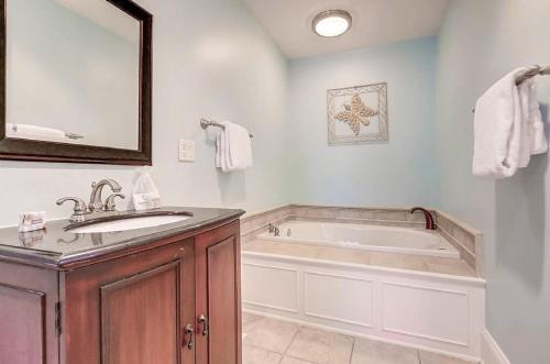 26 42nd Avenue Home