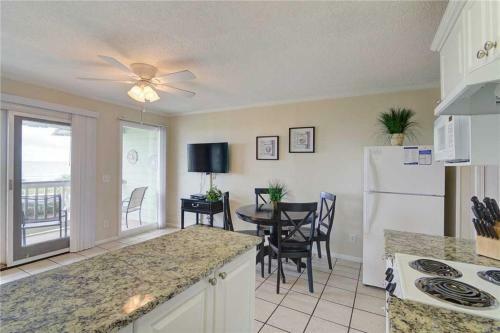 Sea Cabin 321-b