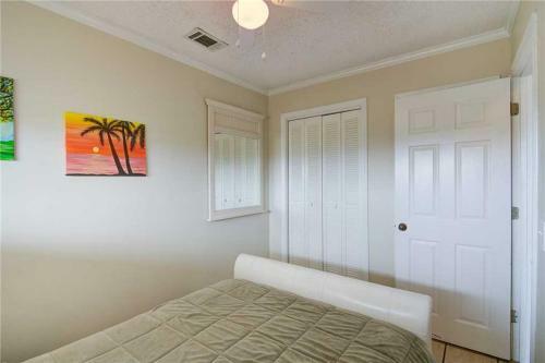 Sea Cabin 321-b