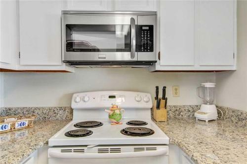 Apartamento 202b Port O'call Condo