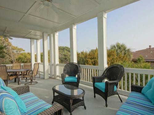 54th Ave 14 - Sandy Shanty Home