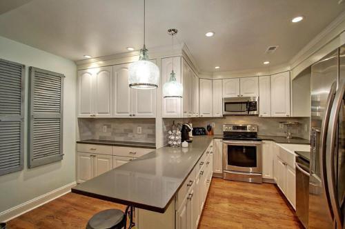 35 Twin Oaks Cottage