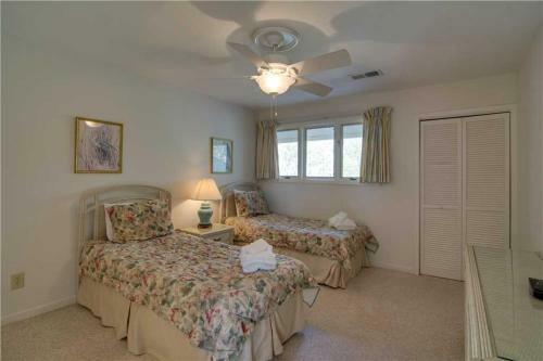 Fairway Dunes 5